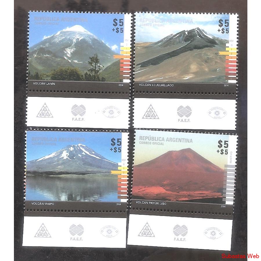 ARGENTINA  2014 (4058-61) VOLCANES CON BORDE DE HOJA