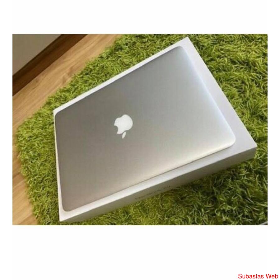 Apple MacBook Air 13.3" (128GB SSD, Intel Core i5 5. Gen 1.8