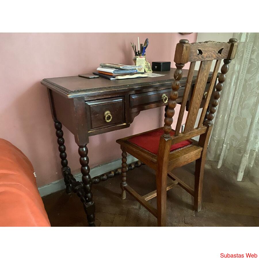 ESCRITORIO y SILLA JACOBINO ANTIGUO  opilarsur
