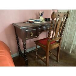 ESCRITORIO y SILLA JACOBINO ANTIGUO  opilarsur