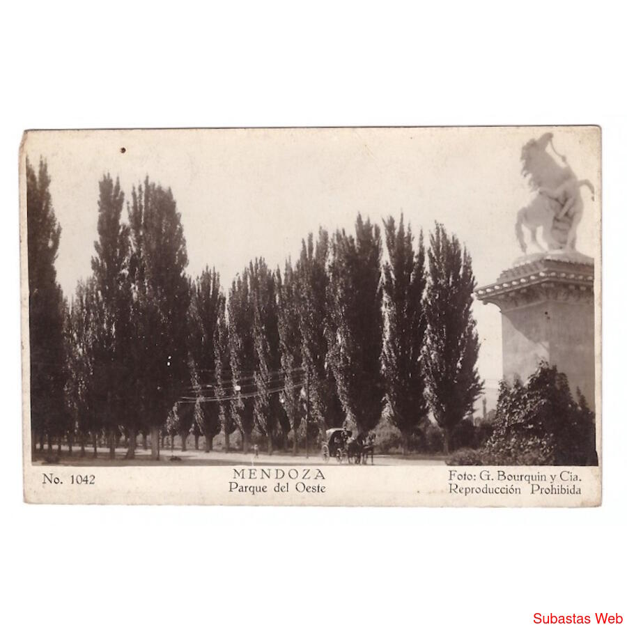 ARGENTINA. Mendoza. Parque del Oeste.