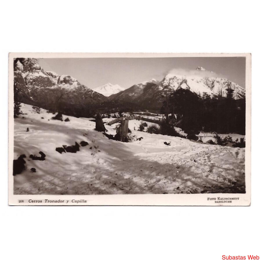 ARGENTINA. Cerros Tronador y Capilla.