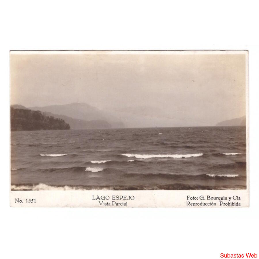 ARGENTINA. Lago Espejo. Vista Parcial.