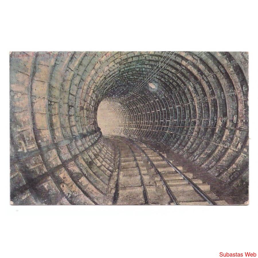 USA. New York. Hudson River Tunnel Curve.