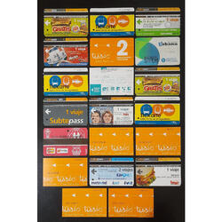 HERMOSO LOTE DE **20 VIEJAS *TARJETAS DE SUBTE y BUS PASS**