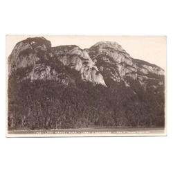 ARGENTINA. Lago Nahuel Huapi. Cerro Tres Hermanas.