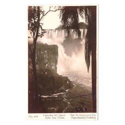 ARGENTINA. Cataratas del Iguazú. Salto San Martín.
