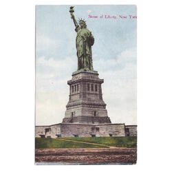 USA. New York. Statue of Liberty.