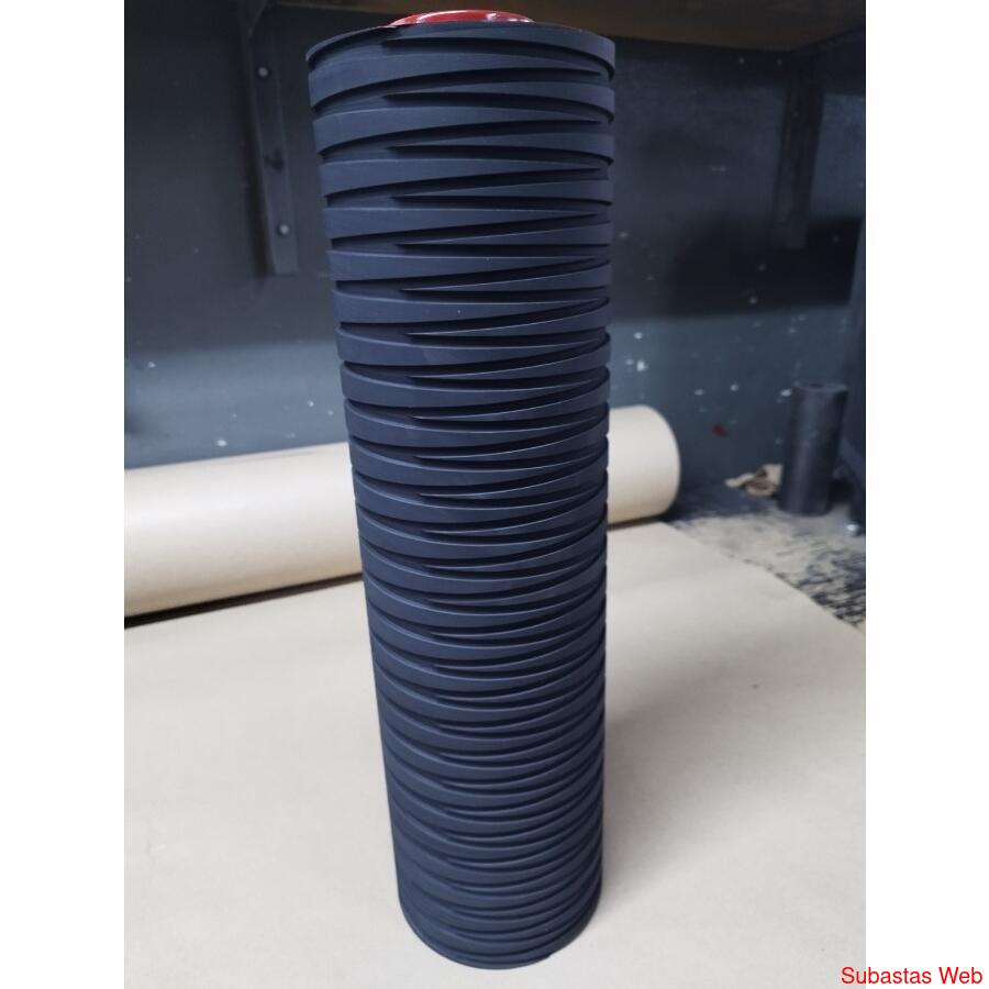 RODILLO CHEVRONADO para fresadora CAT PM 102 reengomado no l